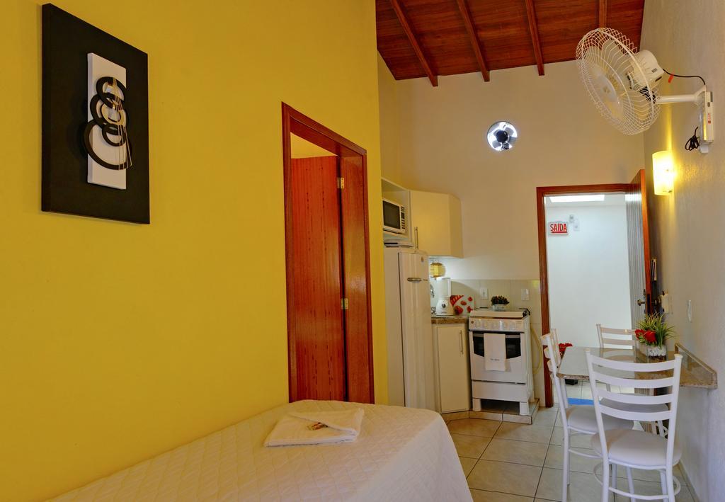 Morada Do Sol Apart Hotel ガロパバ エクステリア 写真